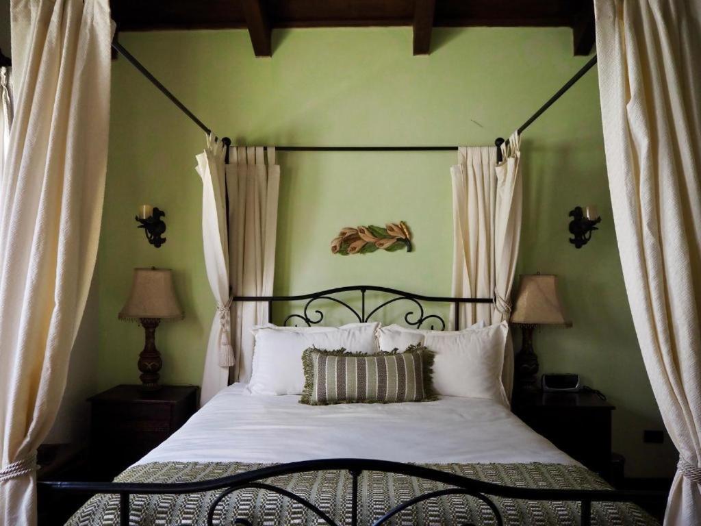 Hotel Casa Madeleine B&B & Spa Antigua Bagian luar foto